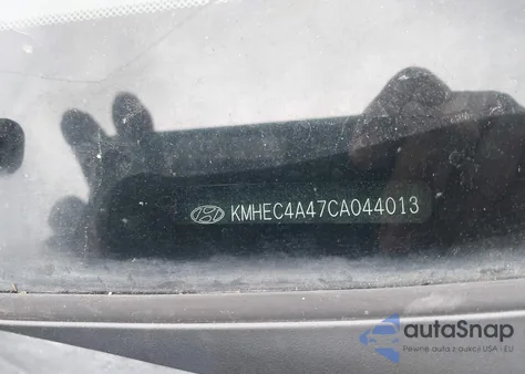 2012 Hyundai Sonata Hybrid z USA, uszkodzony, nr VIN KMHEC4A47CA044013